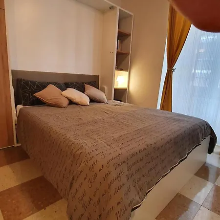 Notte Ai Musei Гостевой дом 4*